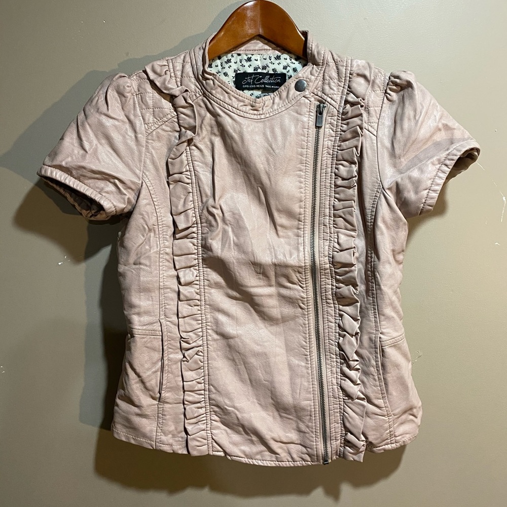 Faux leather top - Fits like a small